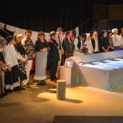 576721_586440858056300_1695174168_n